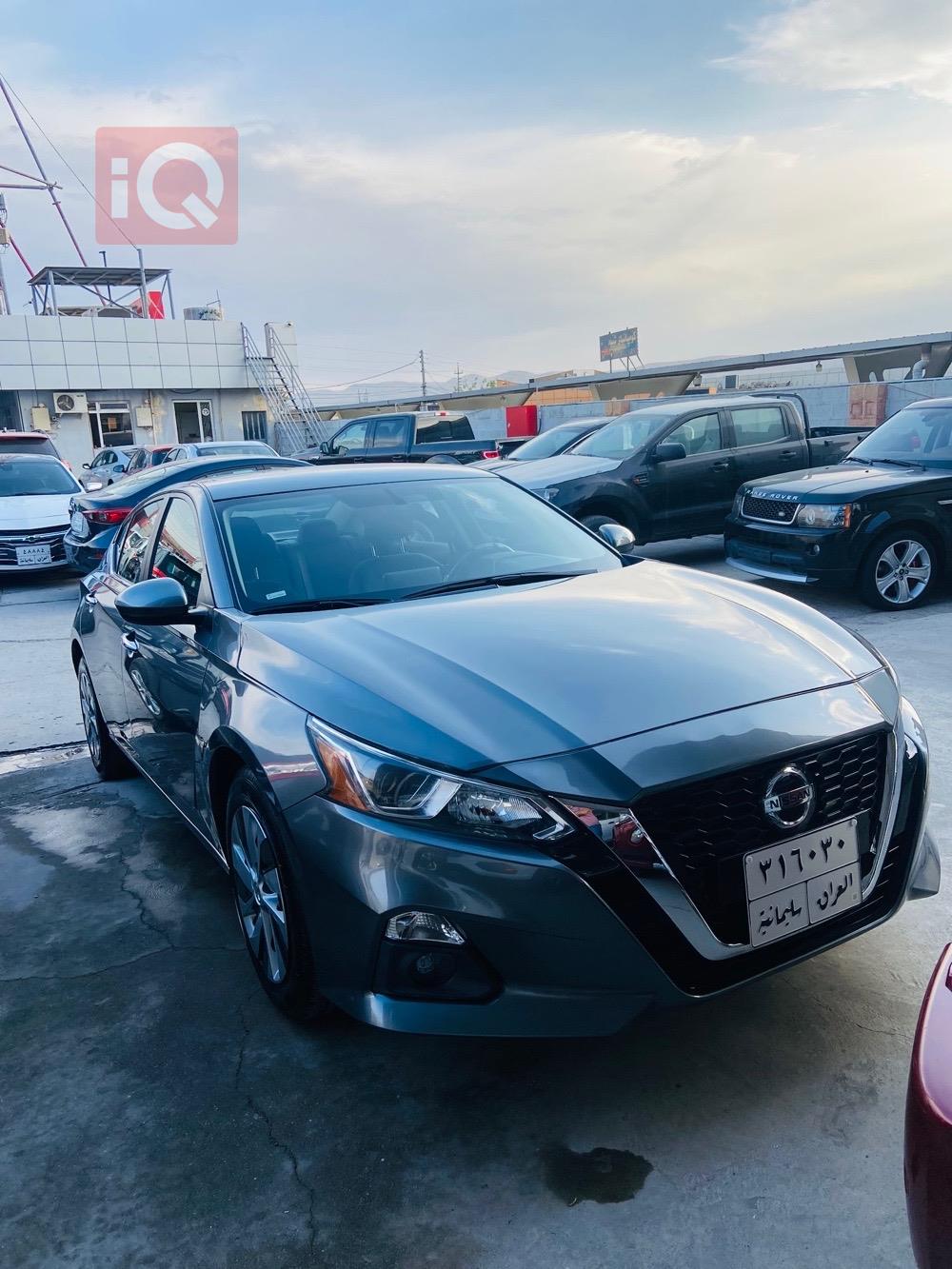 Nissan Altima
